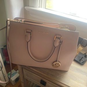 Michaela Kors Purse